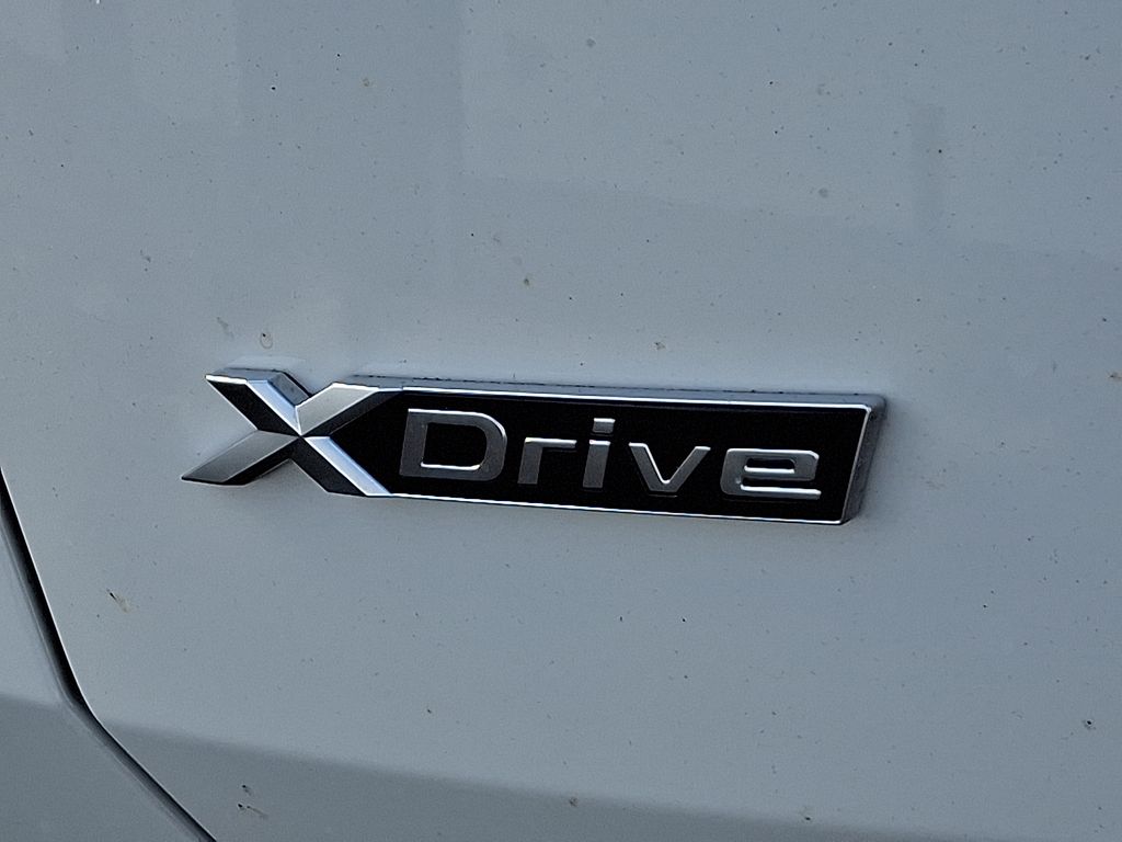 Thumbnail: 2026 BMW X3 - 12