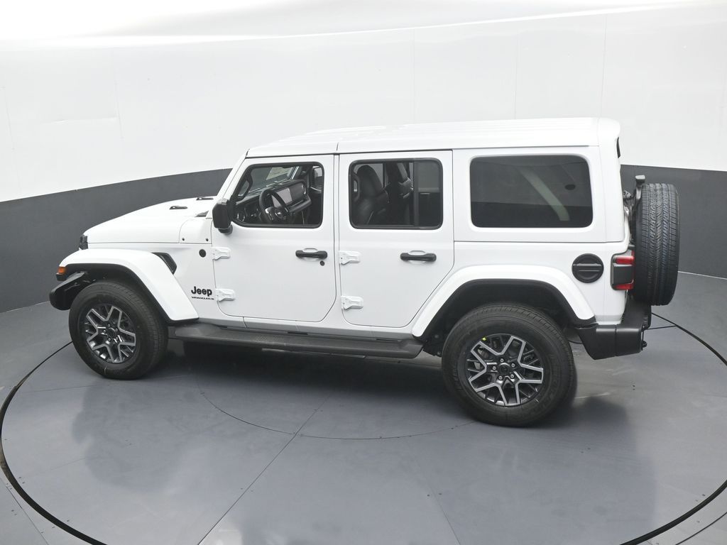 New 2026 Bright White Clearcoat Jeep Sahara image 46