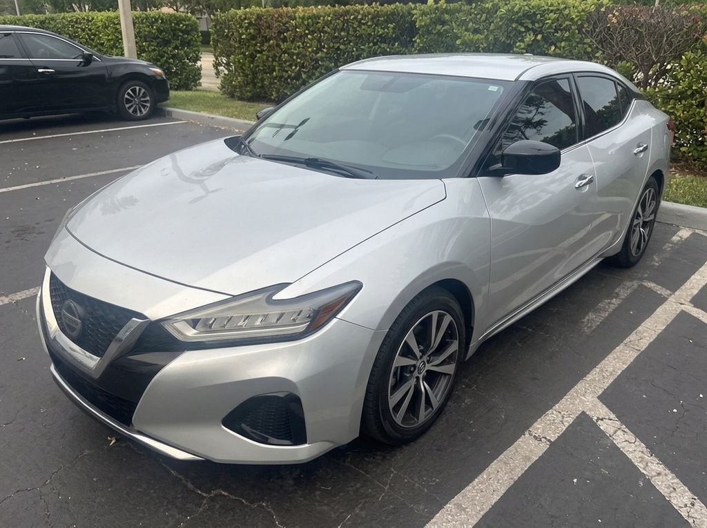 Brilliant Silver Metallic 2019 Nissan Maxima Sedan Front-Wheel Drive Continuously Variable Transmission