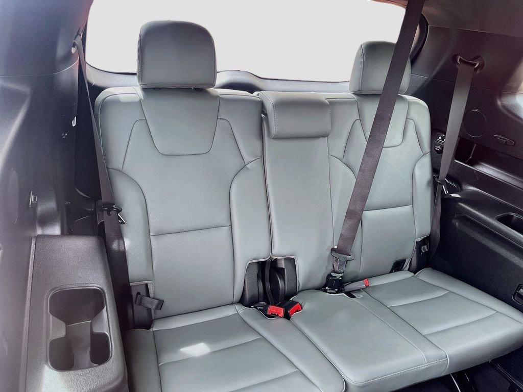 Used 2024 White Kia SX-Prestige X-Pro image 29