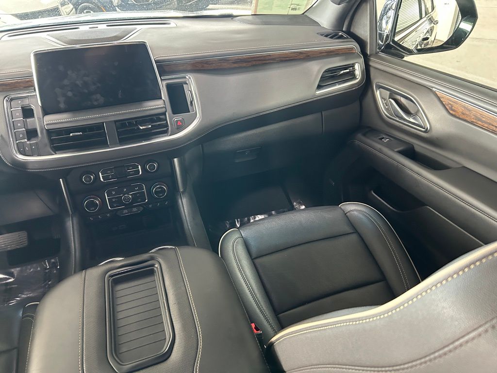 Used 2024 Black Chevrolet Premier image 11