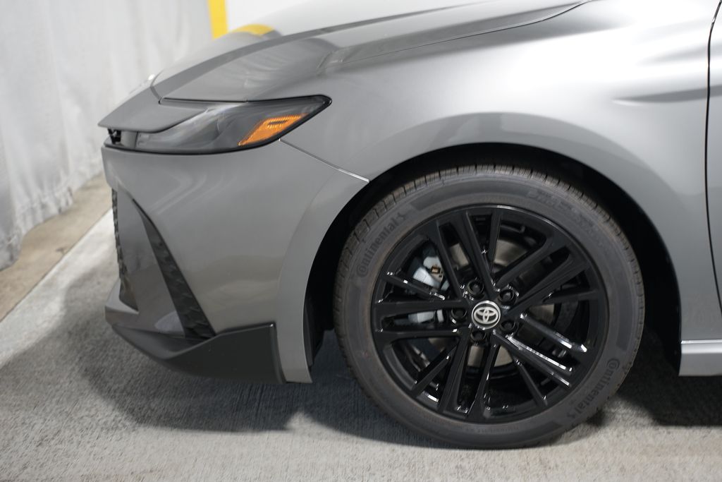 Thumbnail: 2025 Toyota Camry - 5