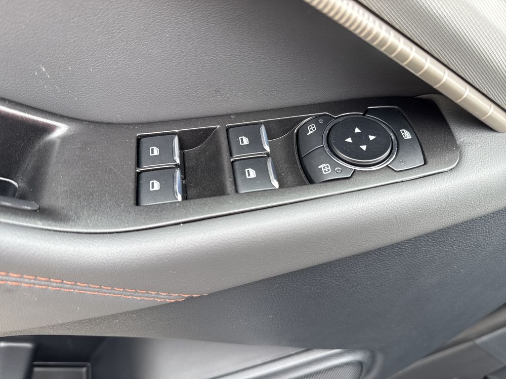 2026 Ford Explorer Active - 8