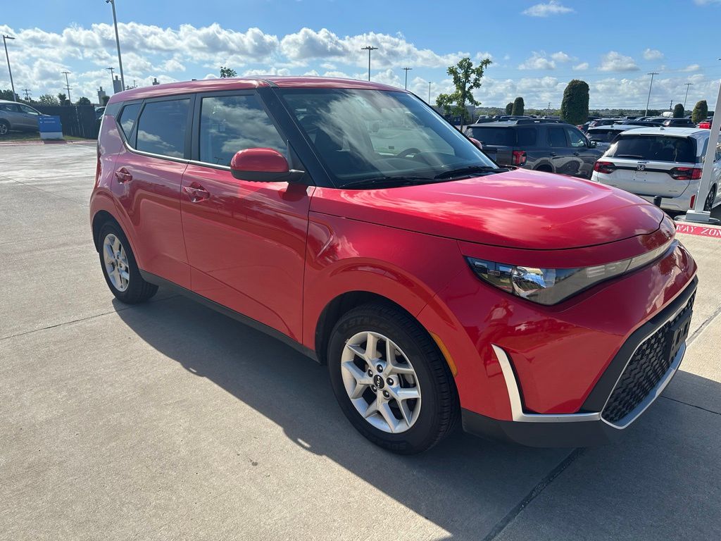 Thumbnail: 2023 Kia Soul - 2