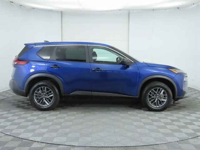 Thumbnail: 2023 Nissan Rogue - 4