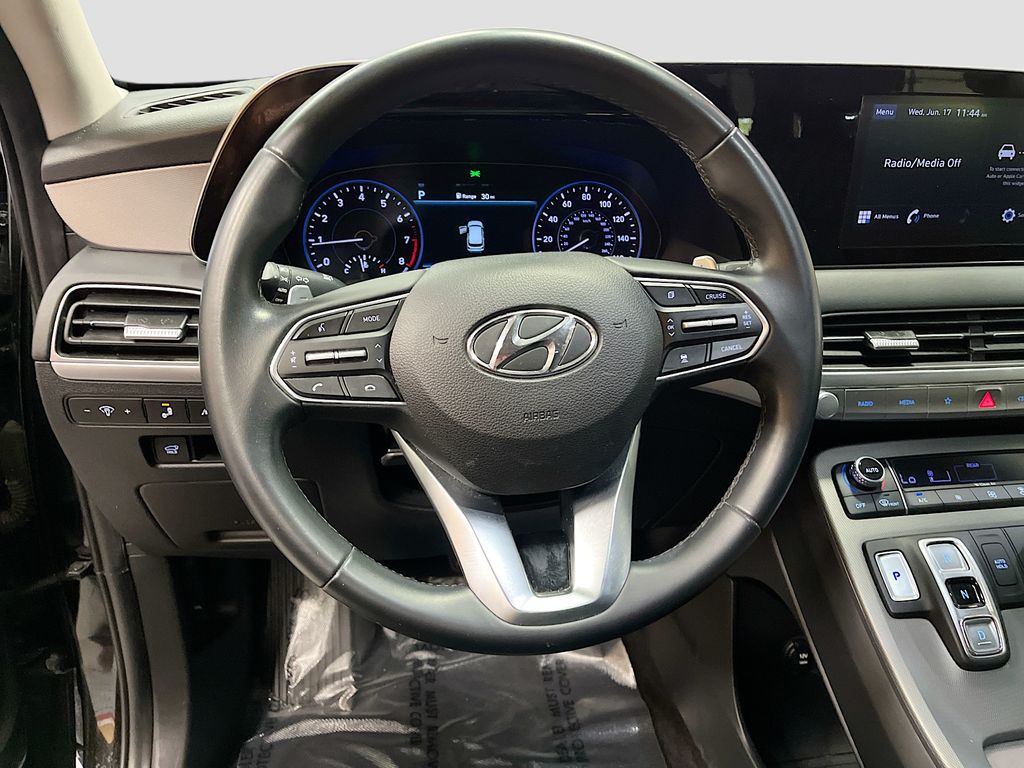 Used 2022 Abyss Black Pearl Hyundai SEL image 11