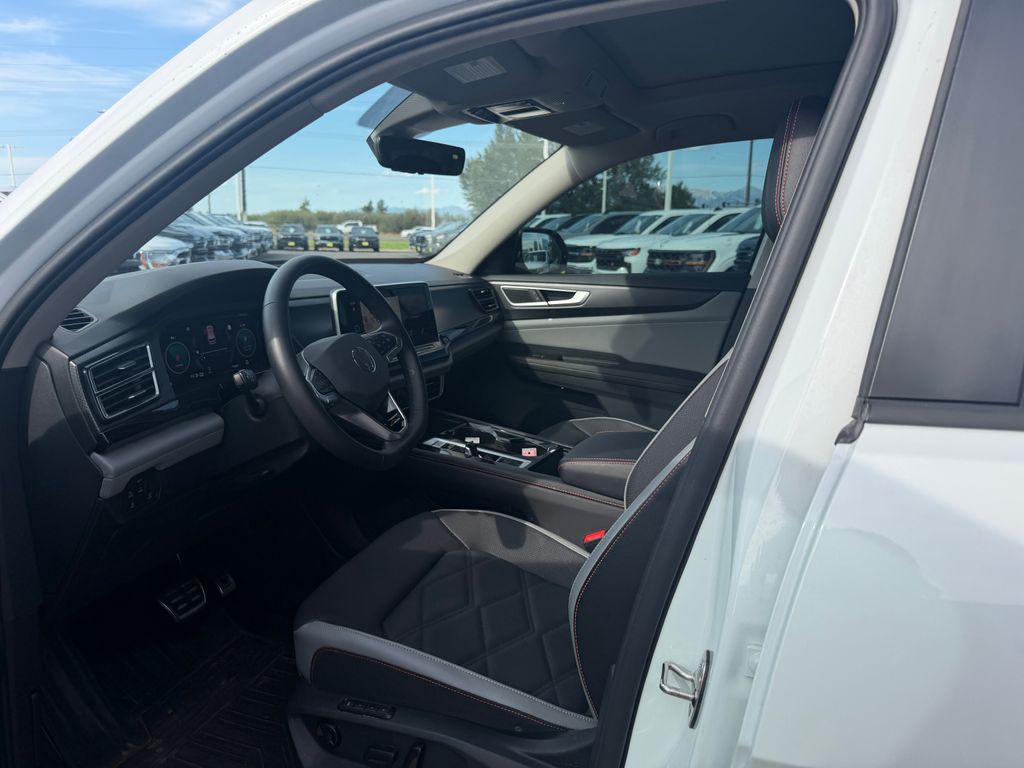 Used 2024 Volkswagen Atlas SUV