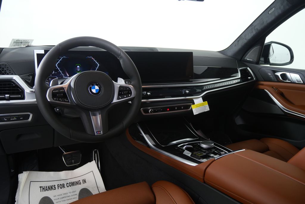 Thumbnail: 2026 BMW X7 - 20