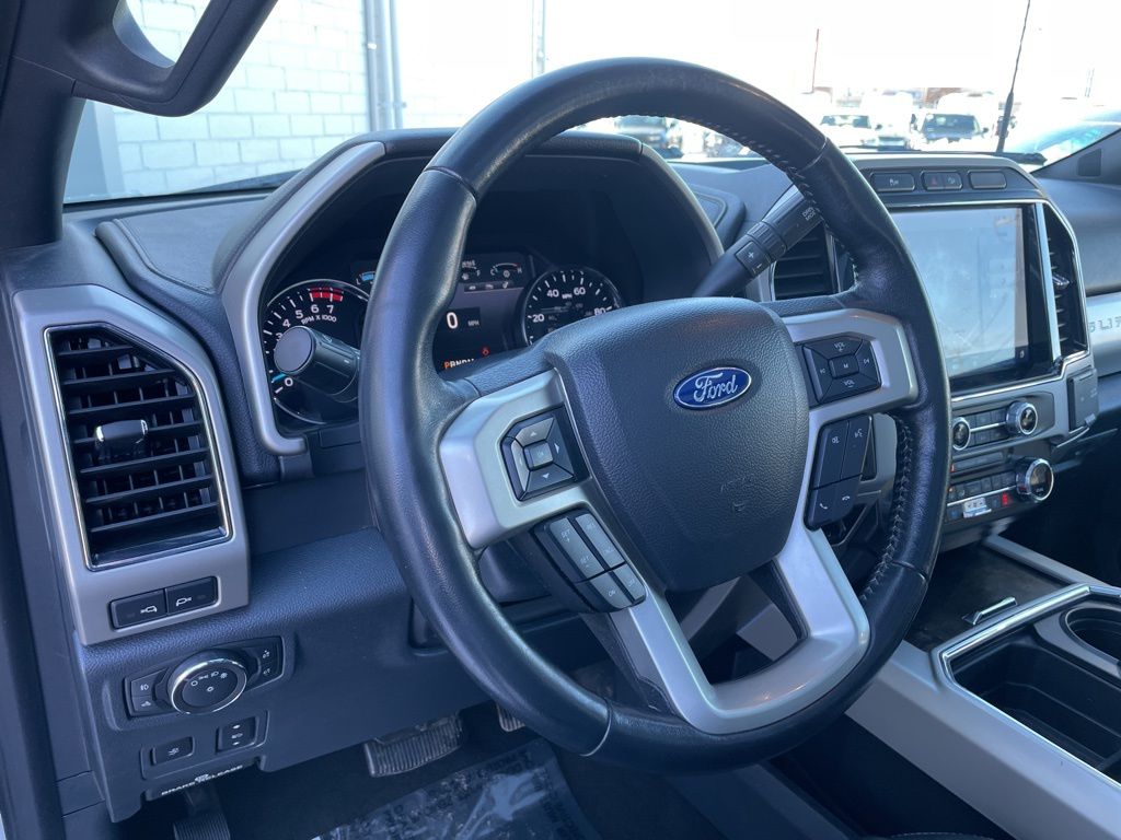 Certified Used 2022 White Ford Lariat image 41