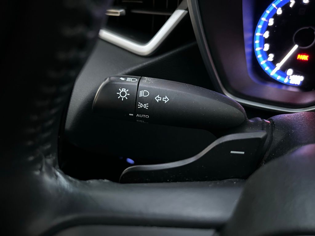 Thumbnail: 2021 Toyota Corolla - 22