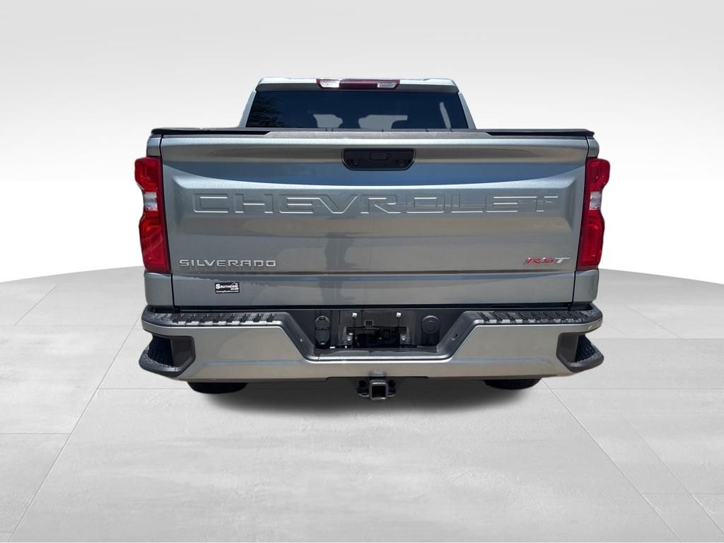 Used 2025 Gray Chevrolet RST image 5