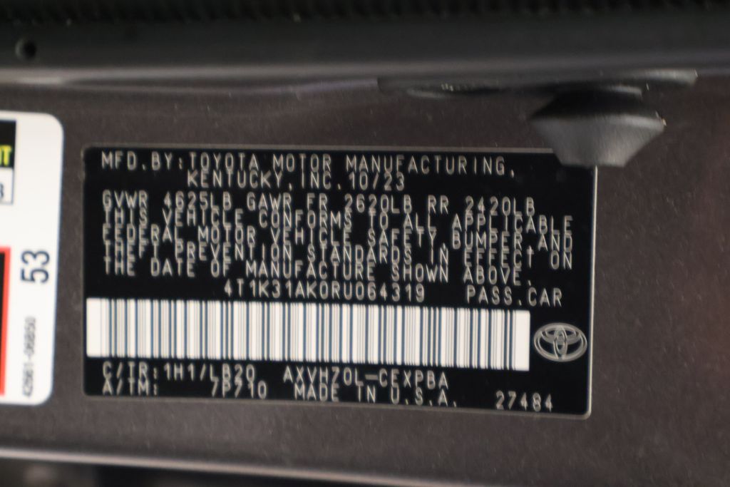 Thumbnail: 2024 Toyota Camry - 17