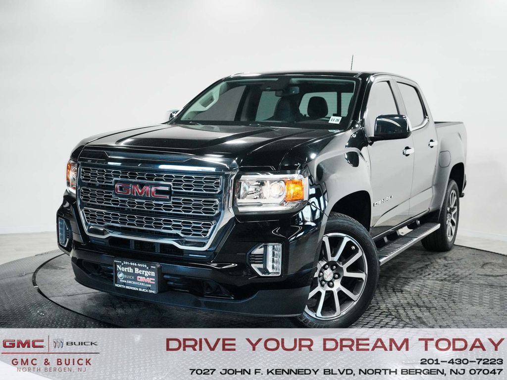 Onyx Black 2022 GMC Canyon Denali Crew Cab 4WD Pickup Truck Four-Wheel Drive 8-Speed Automatic