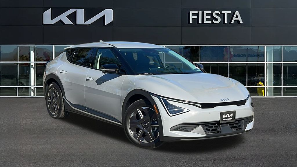 2025 Kia EV6 Light Long Range RWD