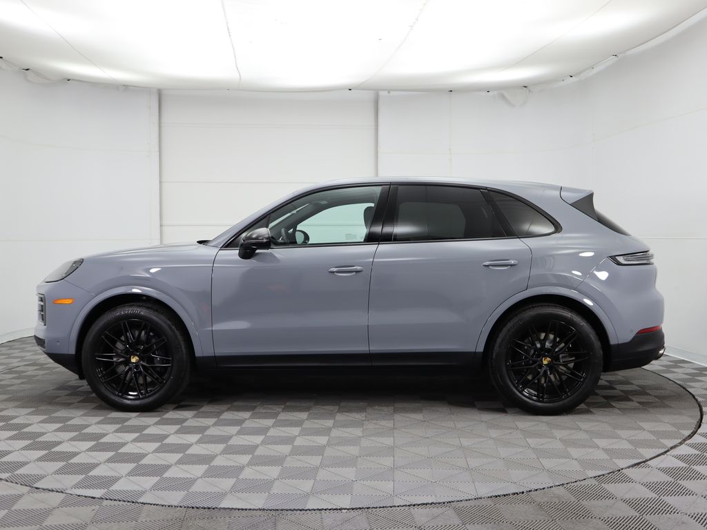 2024 Porsche Cayenne  8