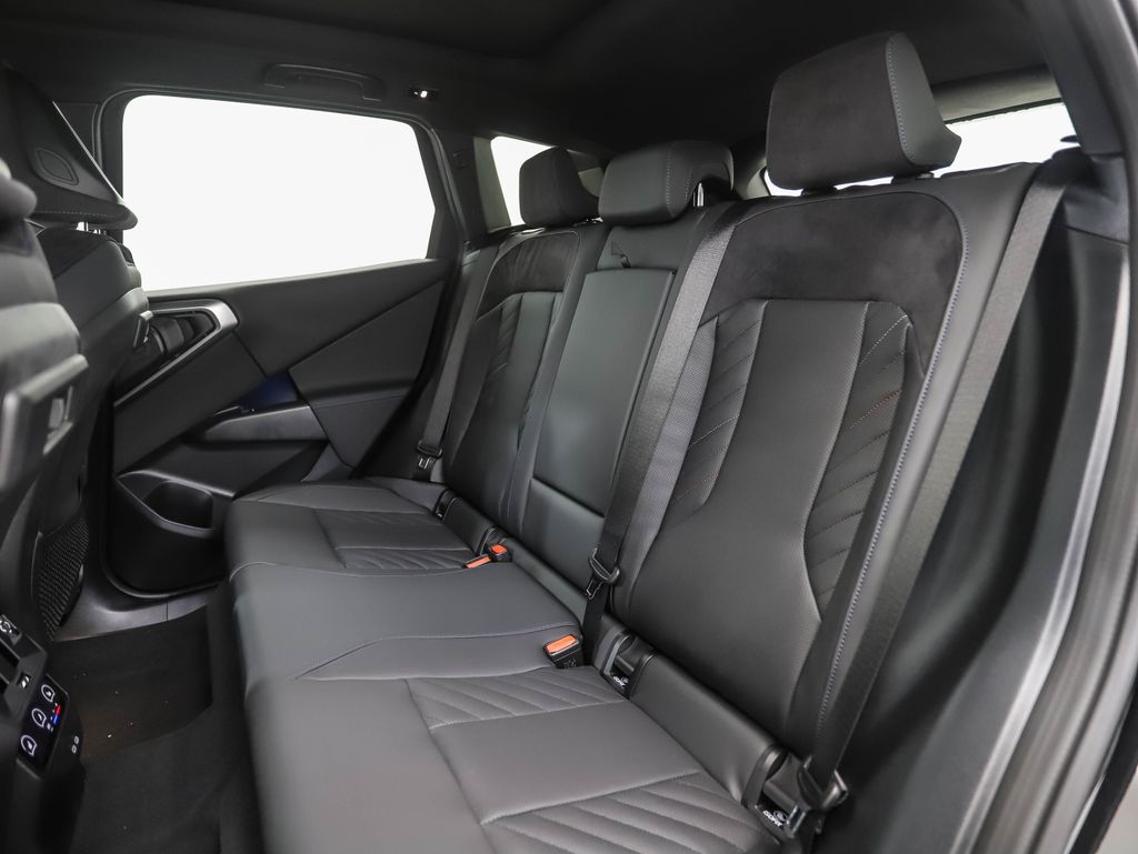 Thumbnail: 2025 BMW X3 - 23