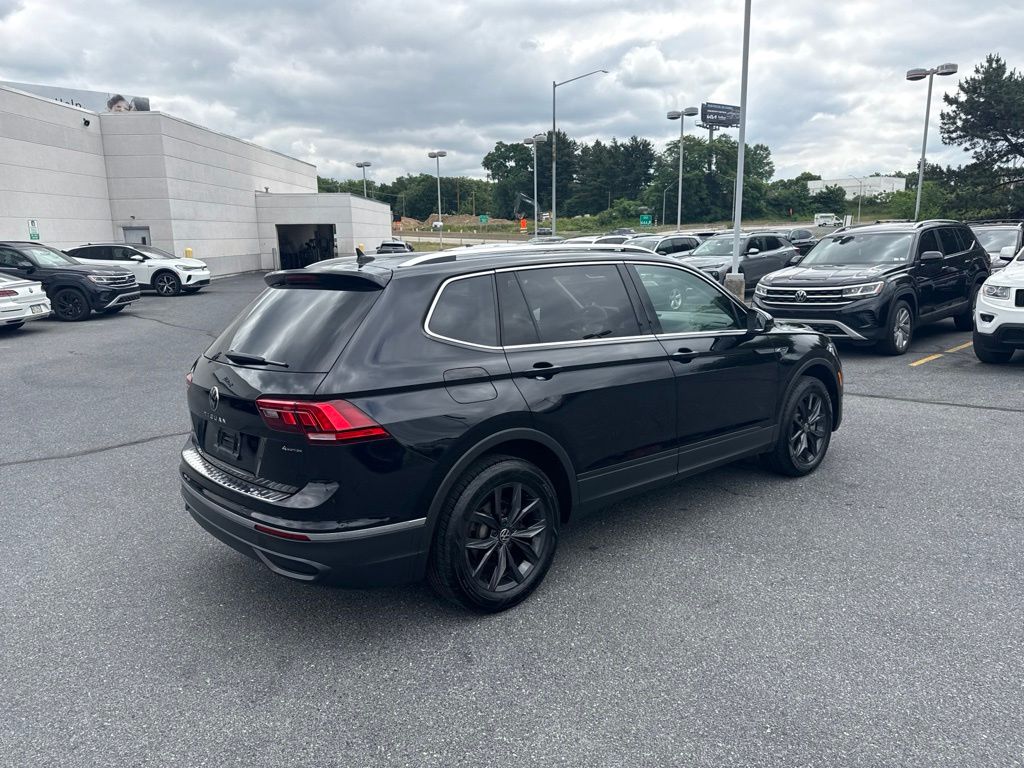 2024 Volkswagen Tiguan 2.0T SE Black at Audi Porsche Sewickley