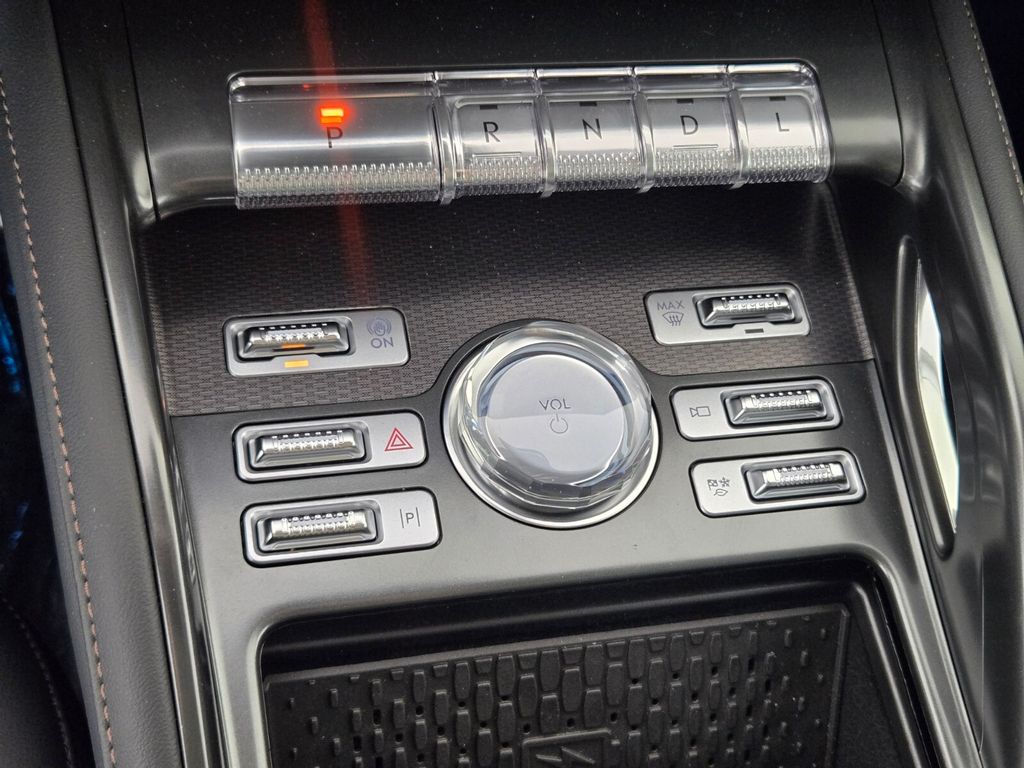 new 2026 Lincoln Nautilus car, priced at $61,670