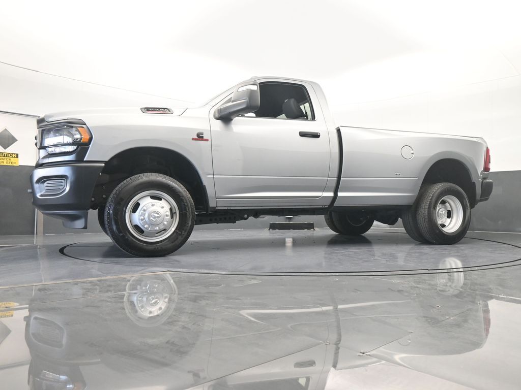 Used 2024 Billet Silver Metallic Clearcoat Ram Tradesman image 52