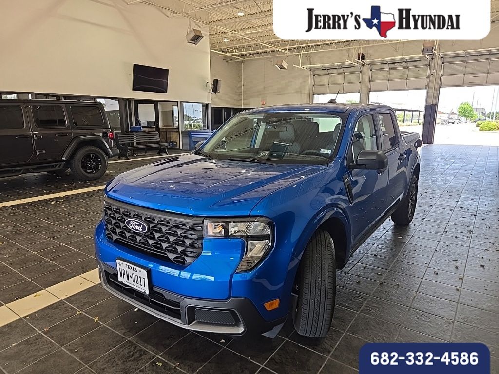 Velocity Blue 2025 Ford Maverick XLT SuperCrew FWD Pickup Truck Front-Wheel Drive Continuously Variable Transmission