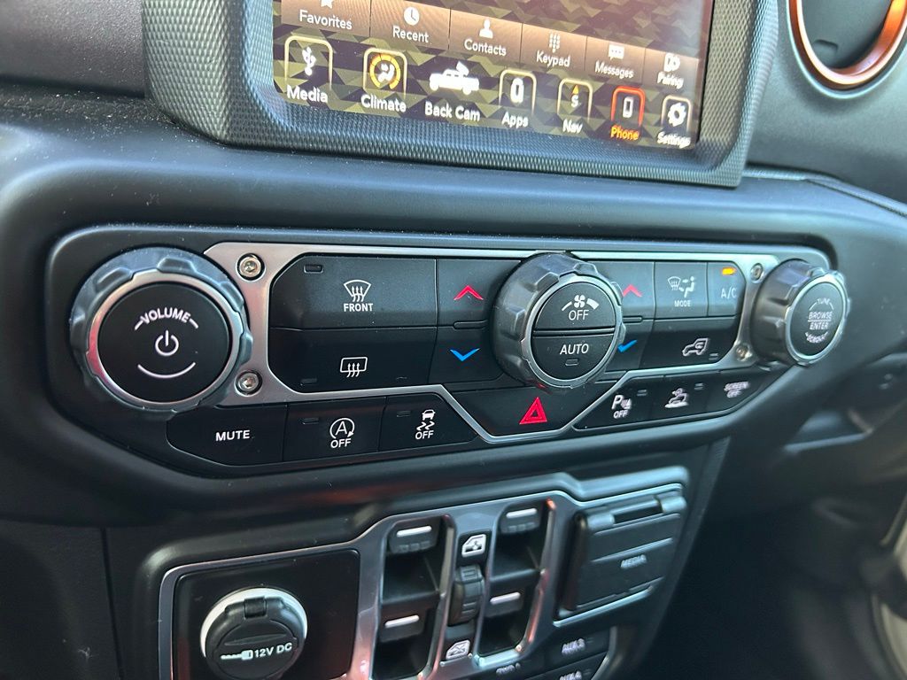 Thumbnail: 2020 Jeep Gladiator - 24