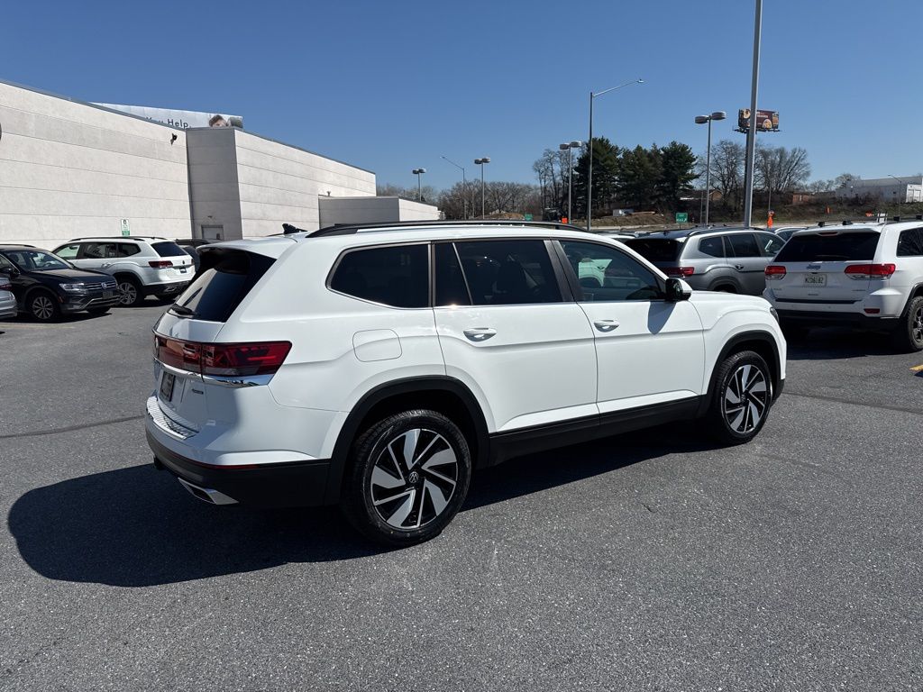 2025 Volkswagen Atlas 2.0T SE w/Technology White at Subaru and VW of Moon Township