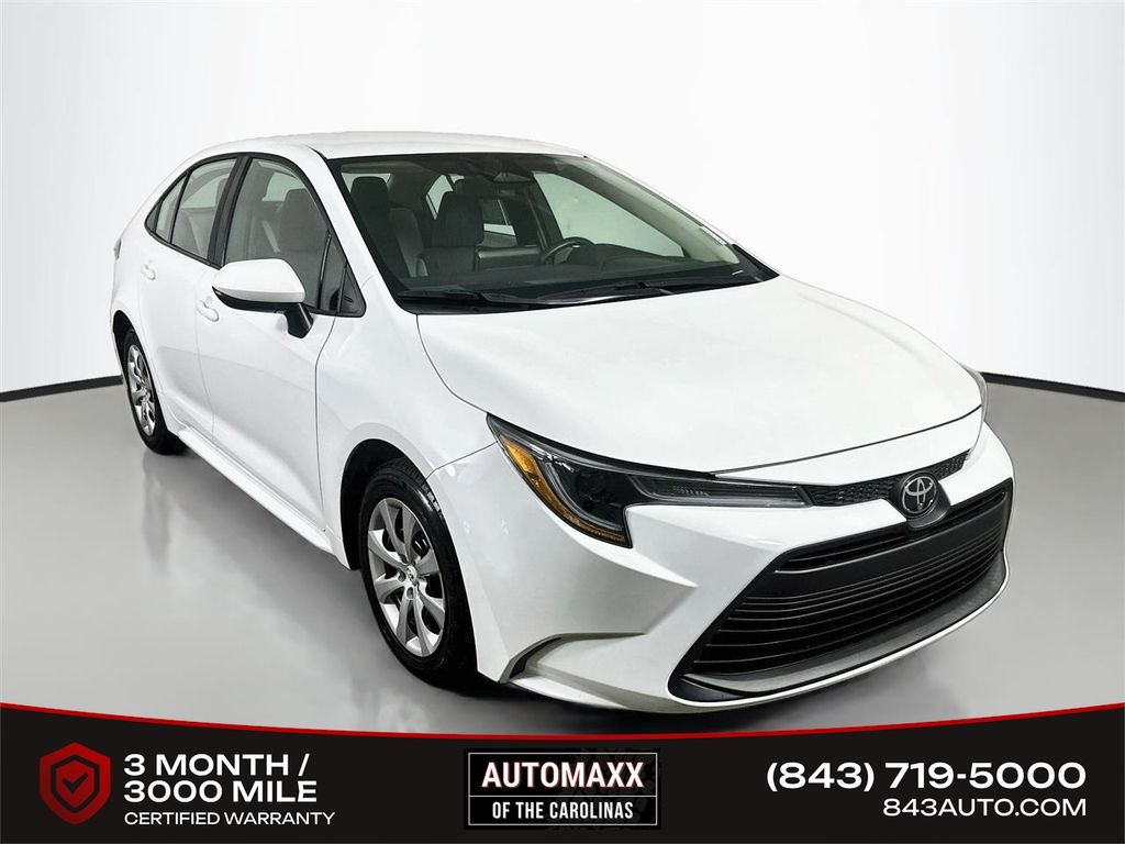  2025 Toyota Corolla LE FWD   
