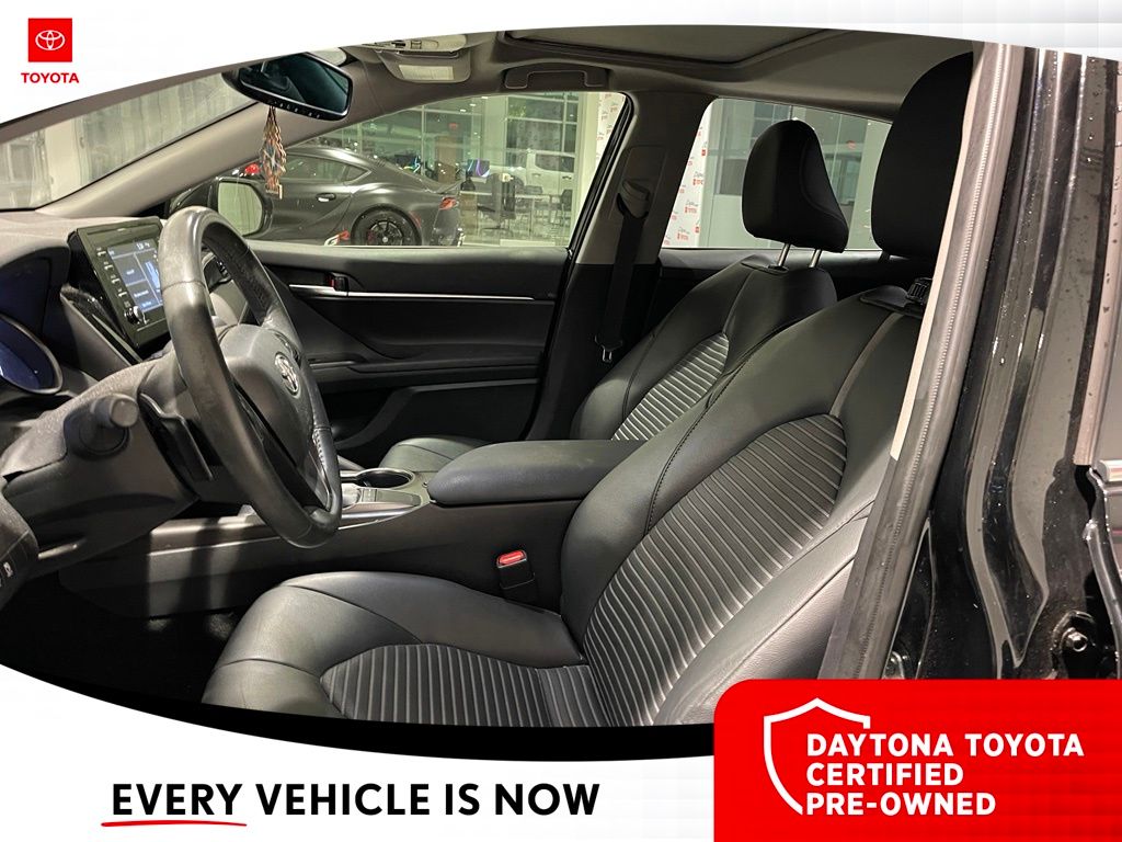 2024 Toyota Camry SE - Photo 5
