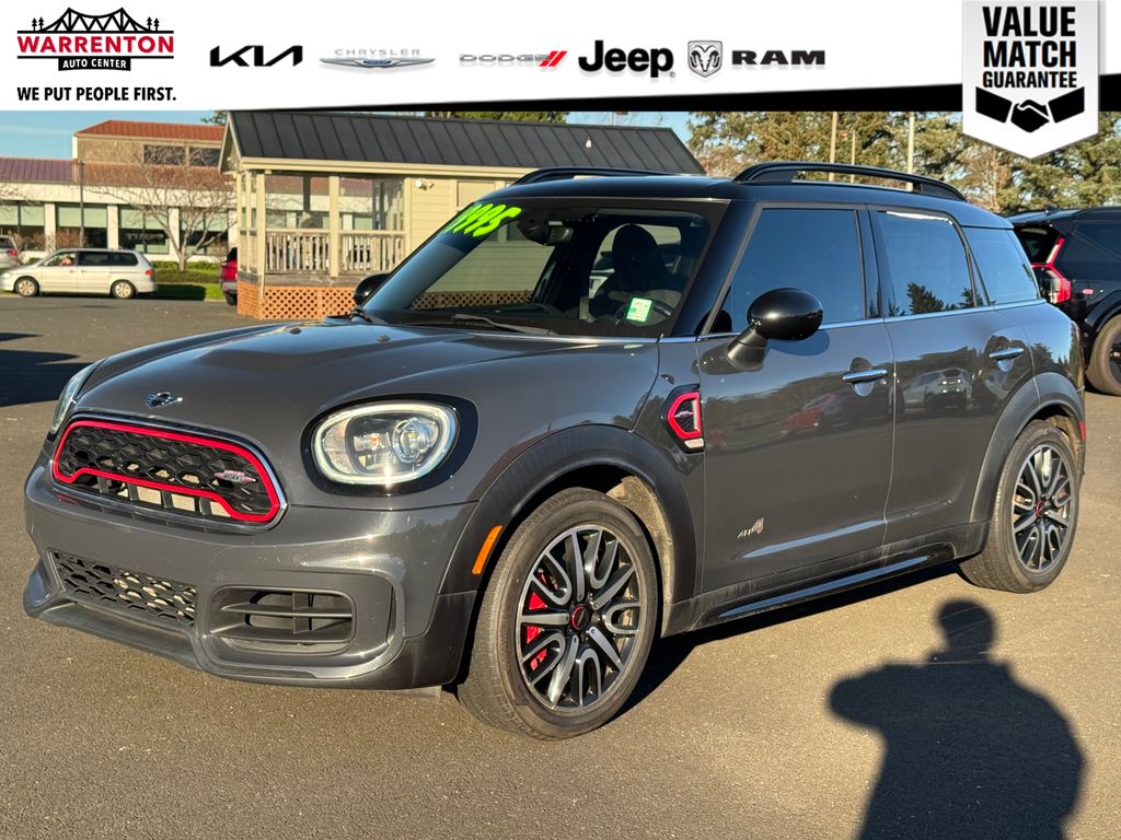 2018 MINI John Cooper Works Countryman Base