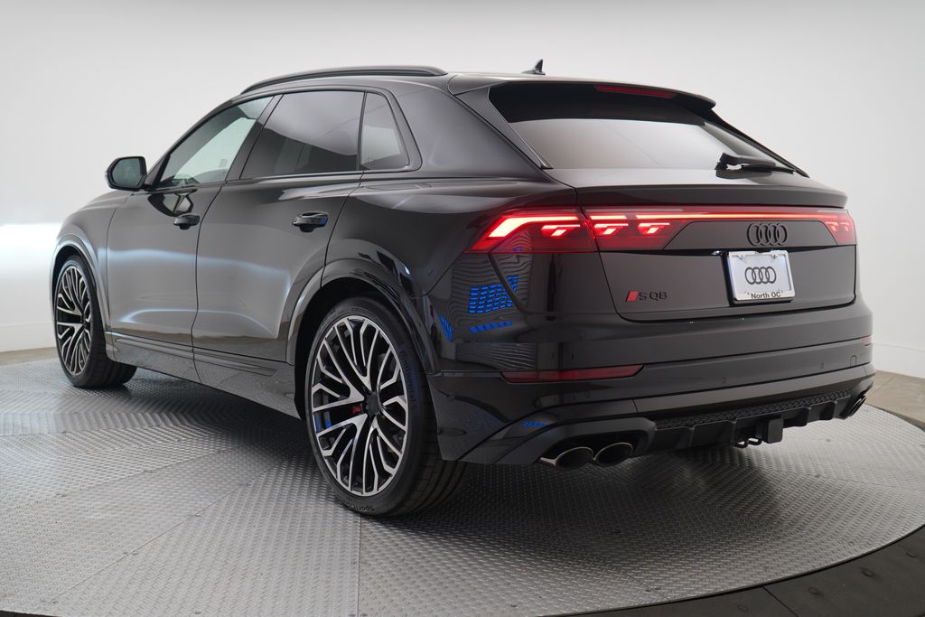 Thumbnail: 2026 Audi SQ8 - 3