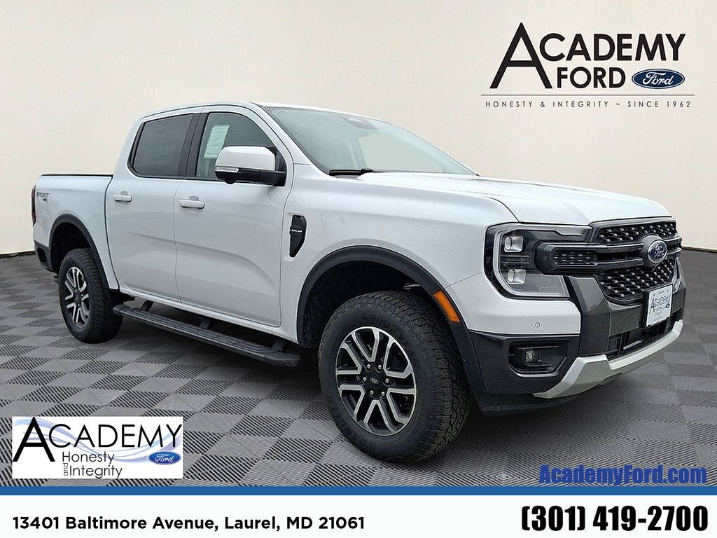 Oxford White 2025 Ford Ranger Lariat SuperCrew 4WD Pickup Truck Four-Wheel Drive Automatic
