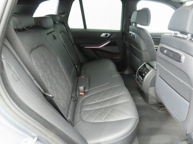 Thumbnail: 2025 BMW X5 - 22