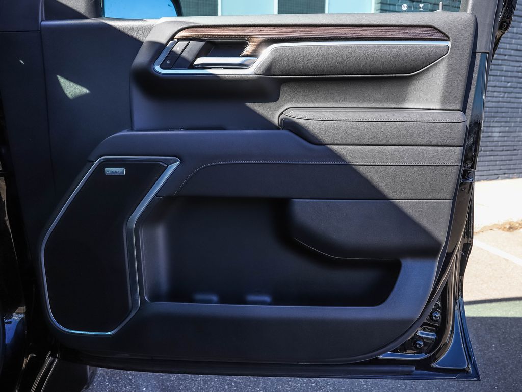 Thumbnail: 2024 Chevrolet Silverado 1500 - 27