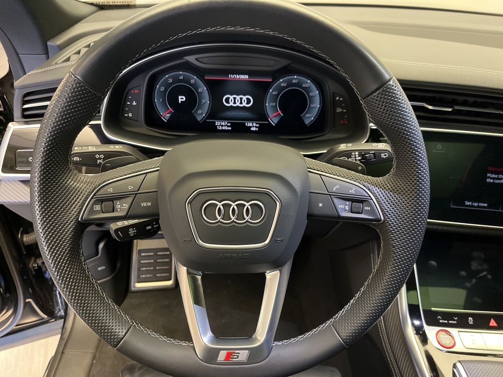 Thumbnail: 2024 Audi SQ8 - 13