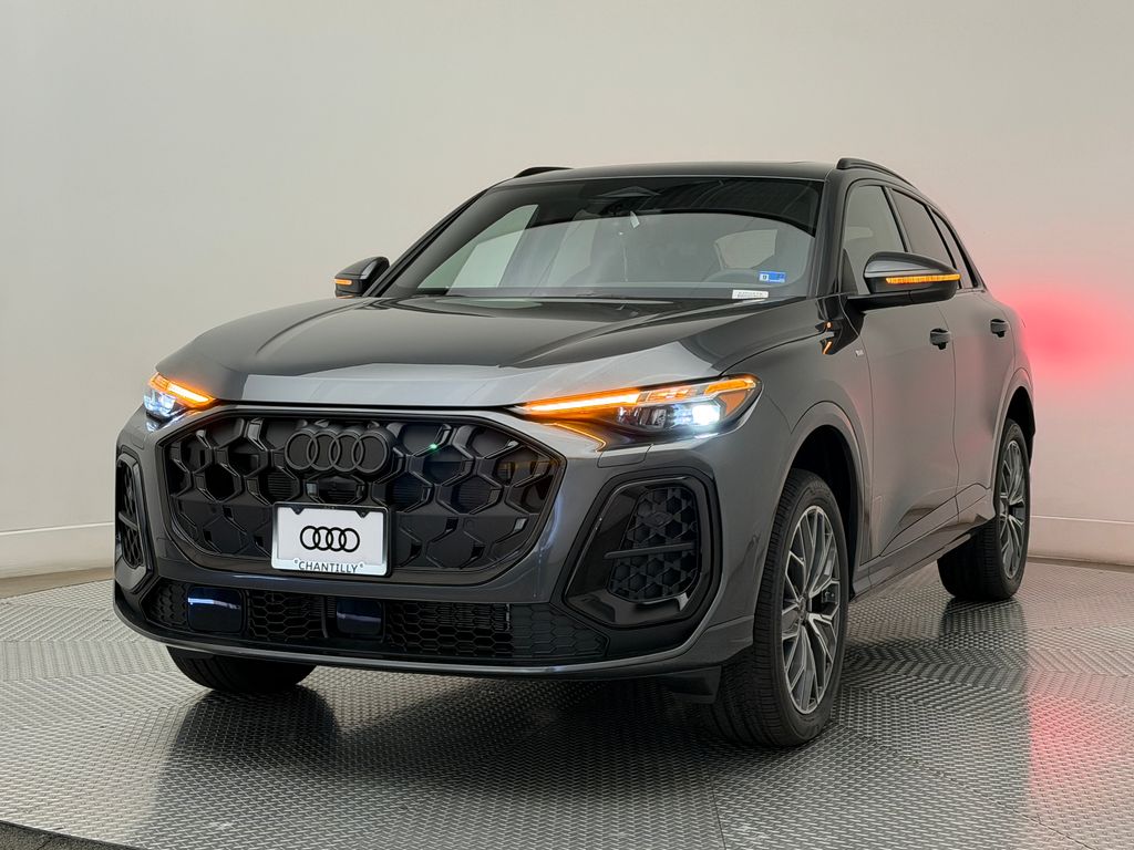 Thumbnail: 2026 Audi Q5 - 3
