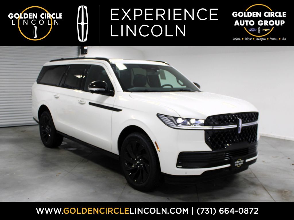 Pristine White Metallic Tri-Coat 2025 Lincoln Navigator SUV / Crossover Four-Wheel Drive Automatic
