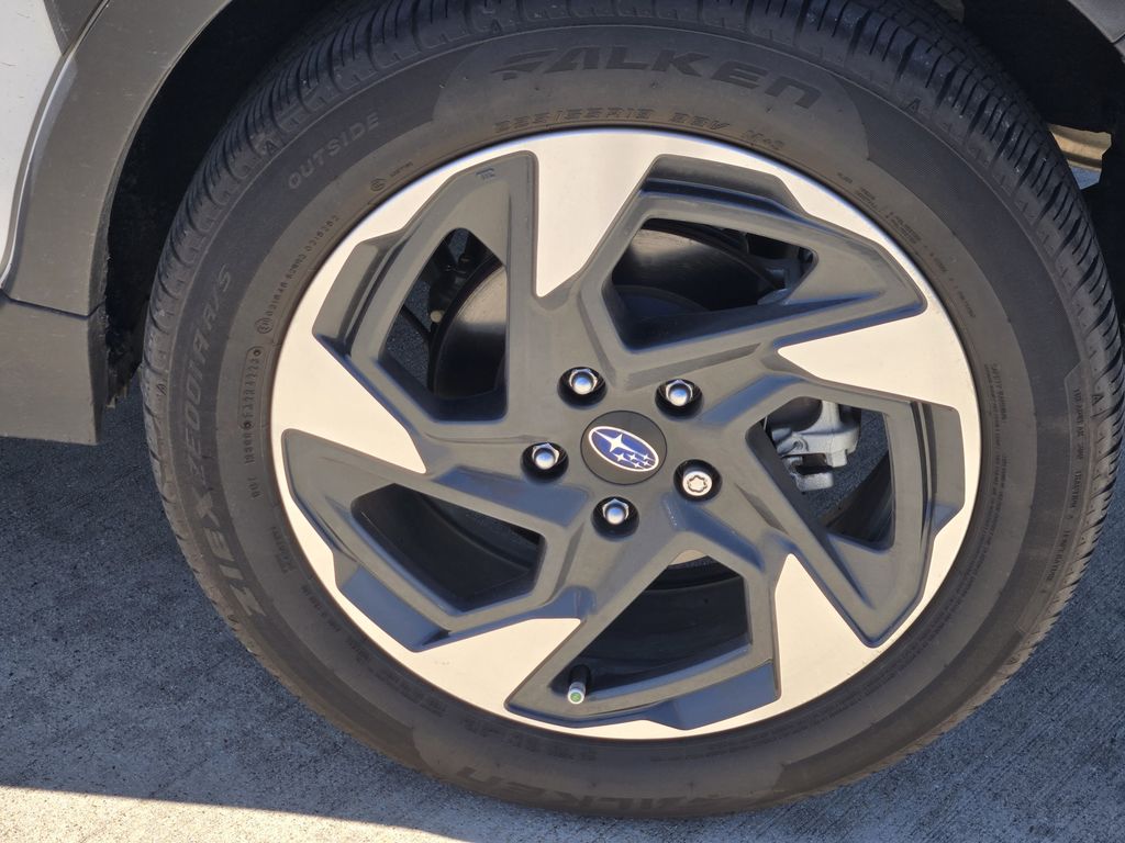 2024 Subaru Crosstrek Limited White at EAG Ford Navasota
