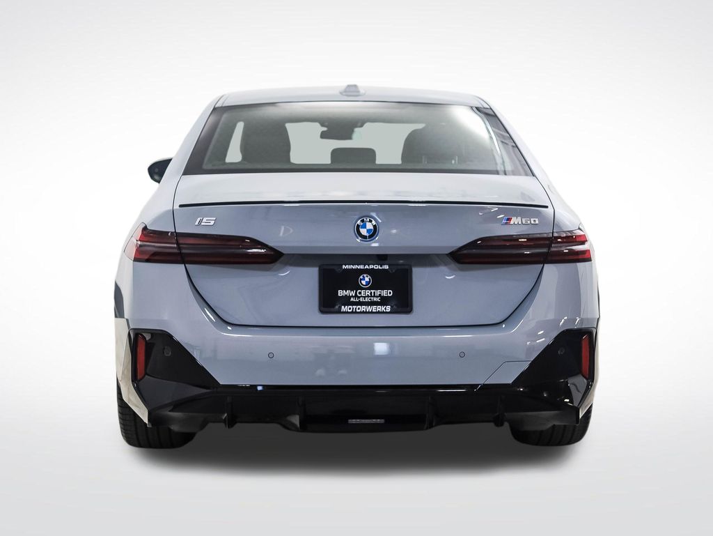 Thumbnail: 2024 BMW i5 - 4