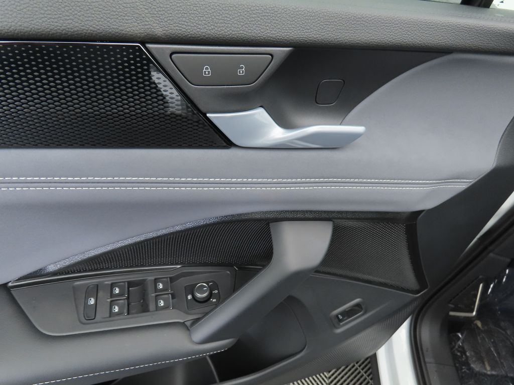 Thumbnail: 2026 Volkswagen Tiguan - 23