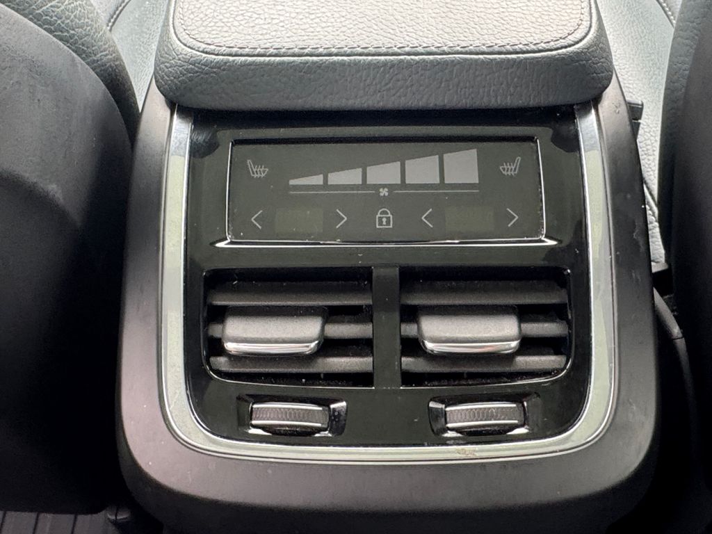 2020 Volvo XC90 T6 Momentum Black at Subaru and VW of Moon Township