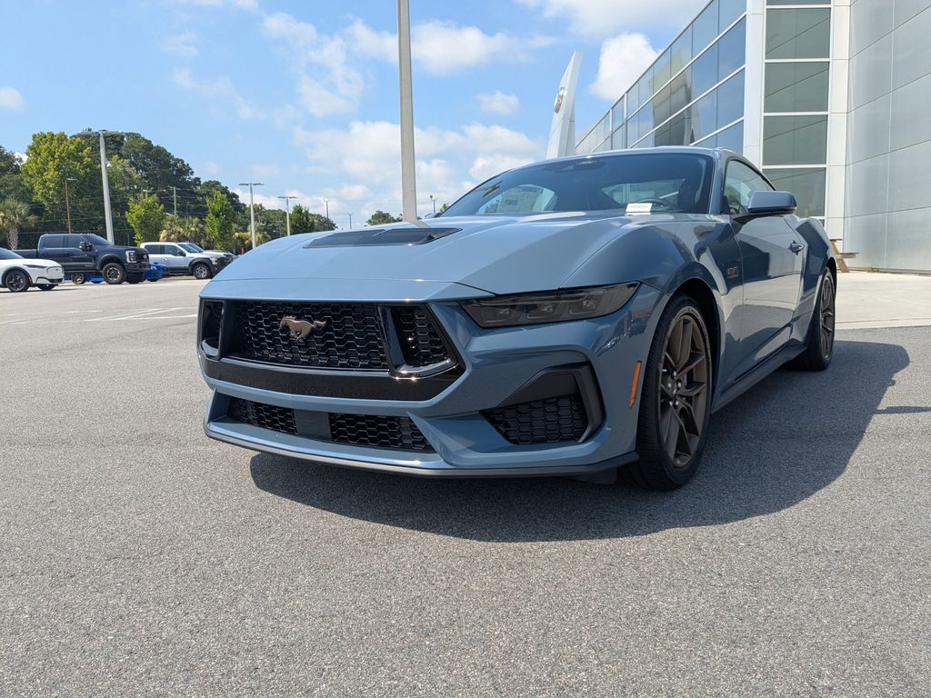 2025 Ford Mustang GT Premium Fastback