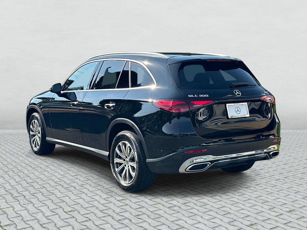 Thumbnail: 2026 Mercedes-Benz GLC - 7