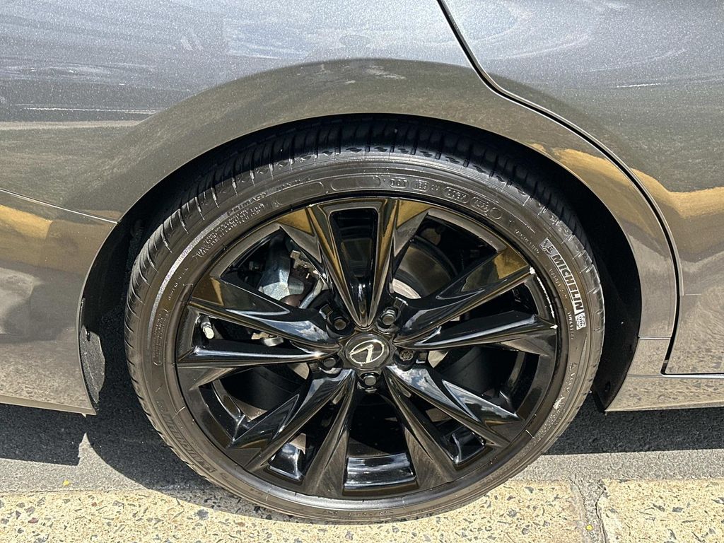 Thumbnail: 2023 Lexus ES - 16
