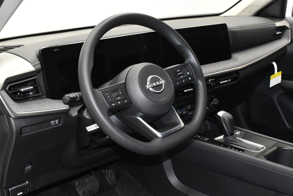 Thumbnail: 2026 Nissan Kicks - 13