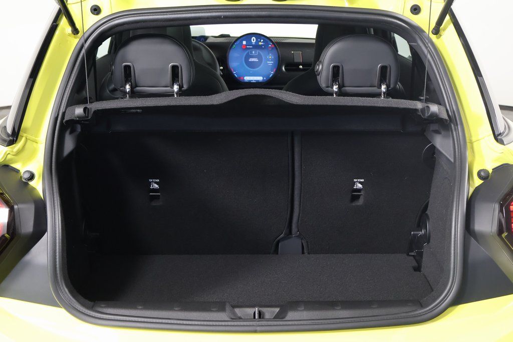 Thumbnail: 2026 MINI Cooper - 8