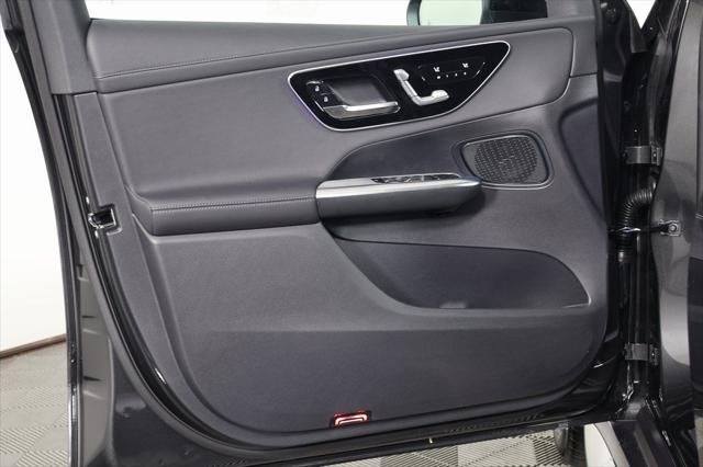 Thumbnail: 2026 Mercedes-Benz GLC - 7