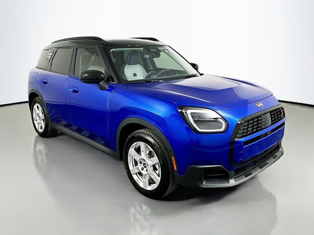 2025 MINI Cooper Countryman Base 3