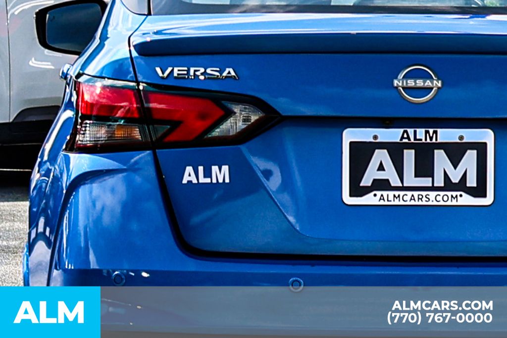 Used 2024 Blue Nissan 1.6 SR image 13