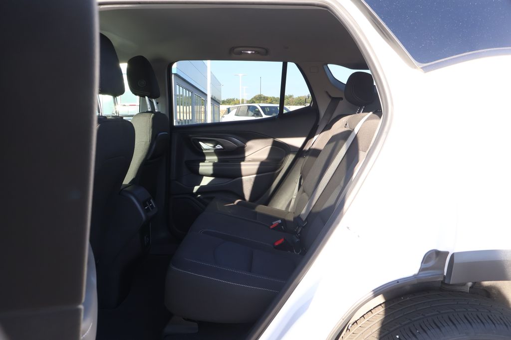 Thumbnail: 2023 GMC Terrain - 31