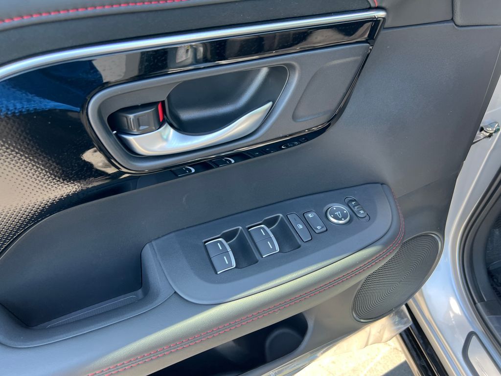 Thumbnail: 2025 Acura ADX - 12